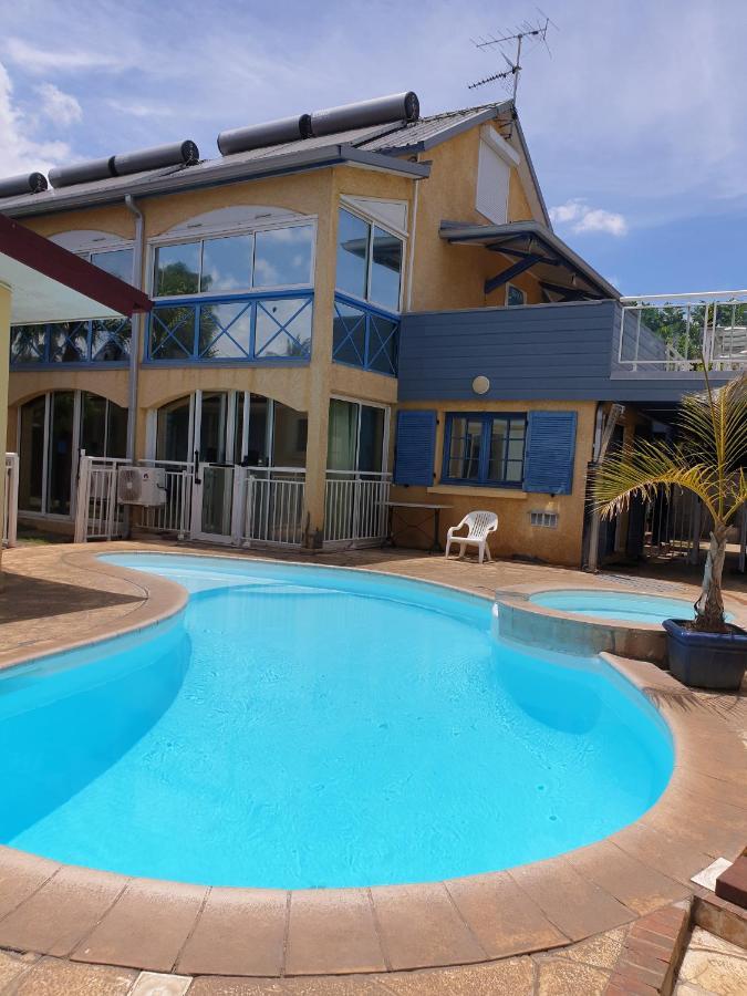 Aquabeach Aparthotel La Saline Le Bains Esterno foto